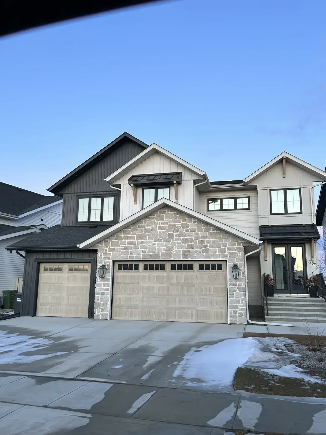 LP SmartSide + Eavestrough — Lacombe