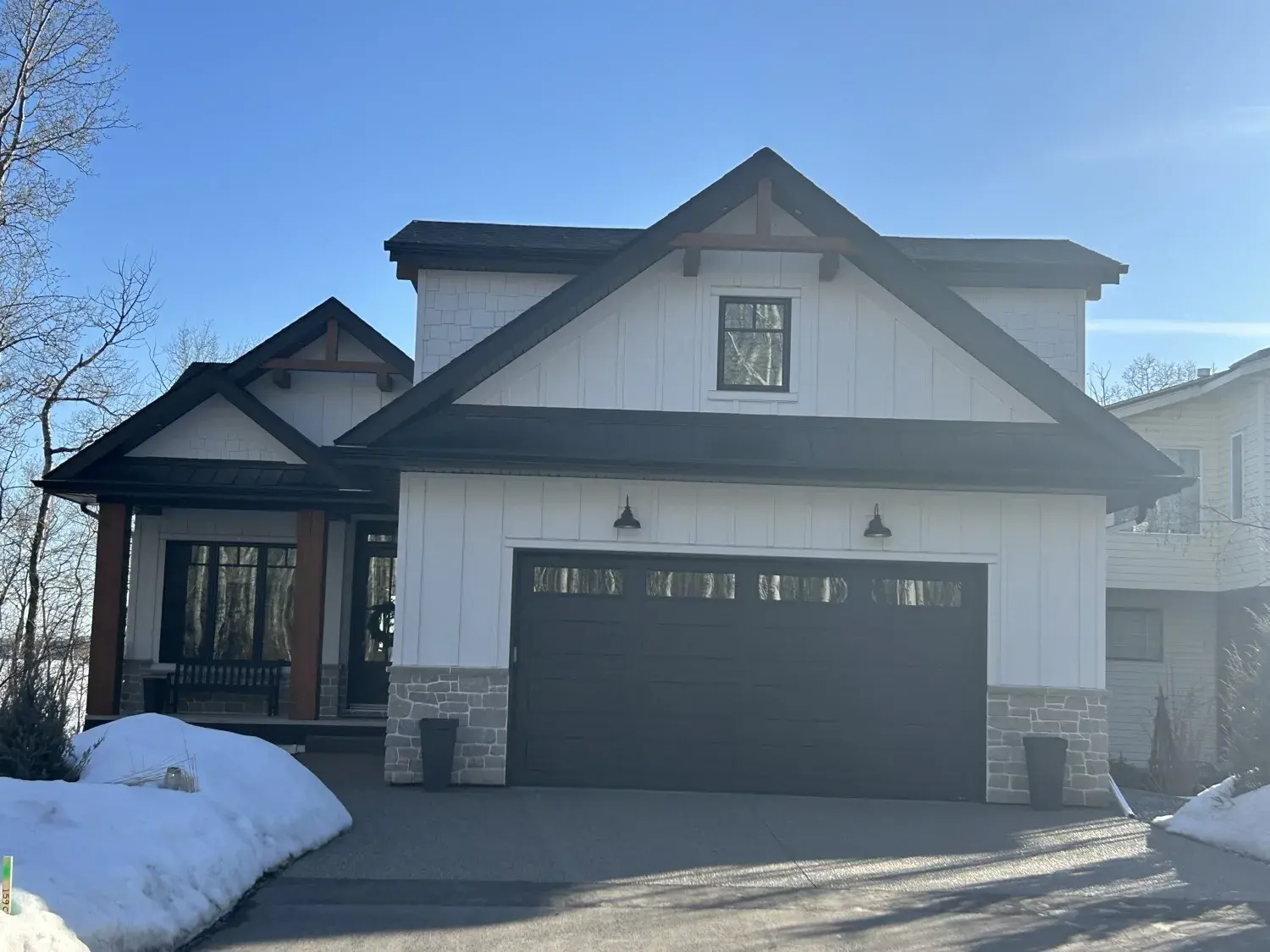 Hardie Shingle Accent — Red Deer